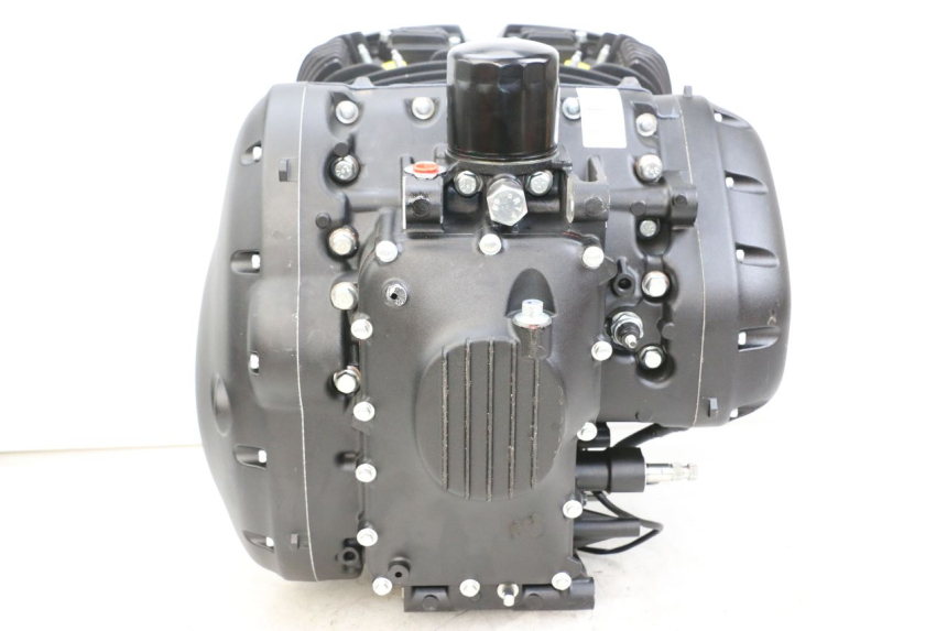 photo de MOTORE ROYAL ENFIELD CONTINENTAL GT 650 (2019 - 2024) - Altra angolazione