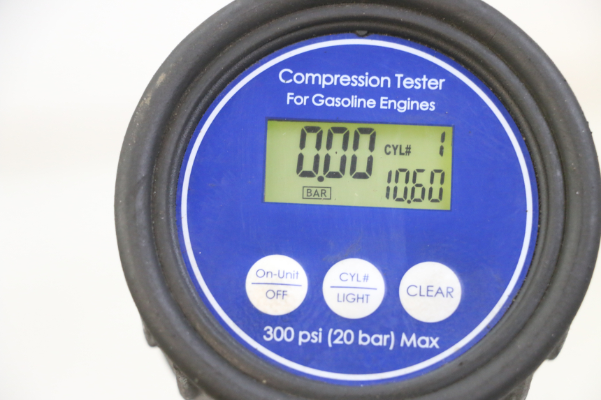 photo de MOTORE ROYAL ENFIELD SCRAM 411 (2022 - 2024) - Panoramica del profilo