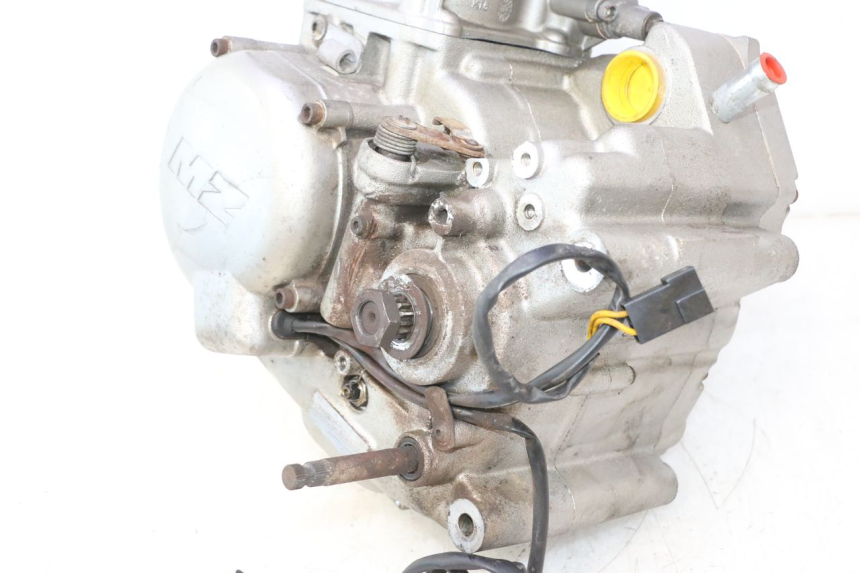 photo de MOTORE MZ RT 125 (2000 - 2008) - Stato della superficie e materiale