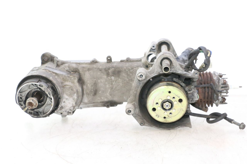 photo de MOTORE KEEWAY RY6 2T 50 (2011 - 2019) - Angolazione alternativa