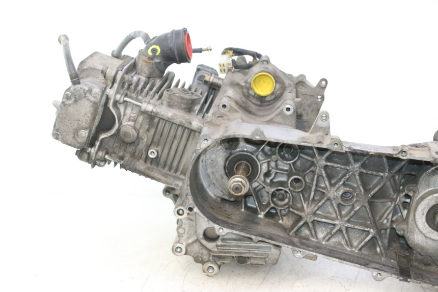 photo de MOTORE DAELIM S2 125 (2006 - 2007) - Stato della superficie e materiale