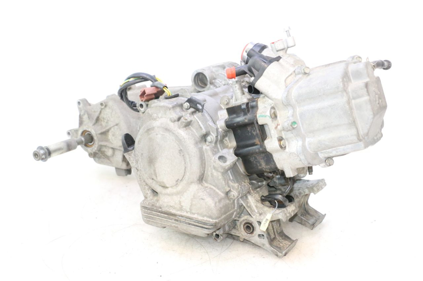photo de MOTORE PEUGEOT SATELIS 125 (2013 - 2018) - Ispezione visiva dettagliata