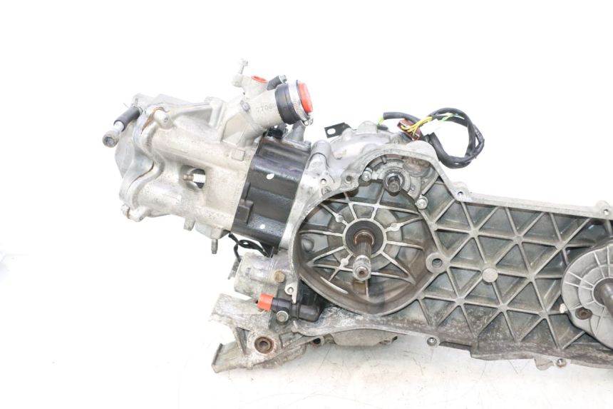 photo de MOTORE PEUGEOT SATELIS 125 (2013 - 2018) - Zoom sullo stato d'uso