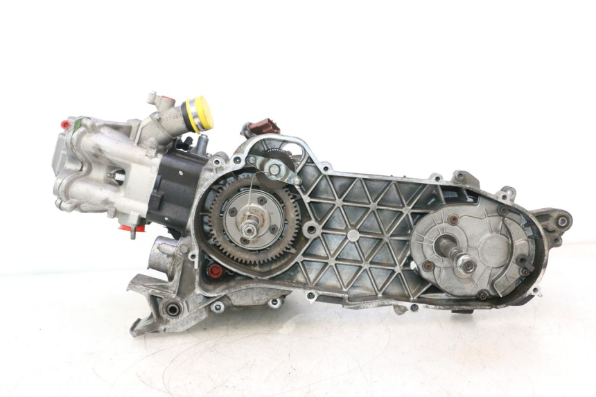 photo de MOTORE PEUGEOT SATELIS 125 (2013 - 2018) - Panoramica del profilo