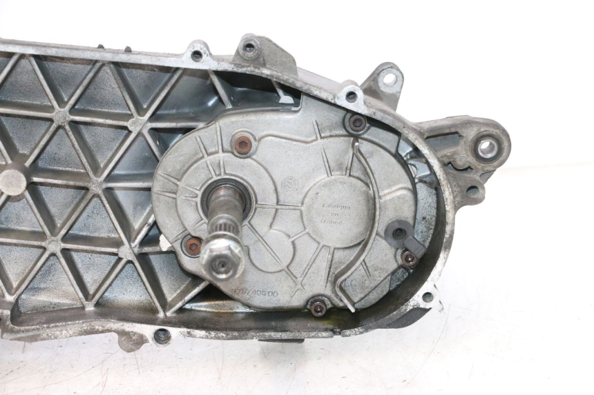 photo de MOTORE PEUGEOT SATELIS 125 (2013 - 2018) - Stato della superficie e materiale