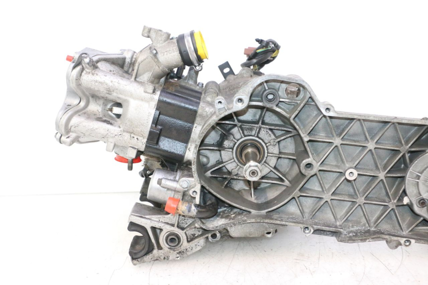 photo de MOTORE PEUGEOT SATELIS 125 (2006 - 2009) - Vista d'insieme del prodotto