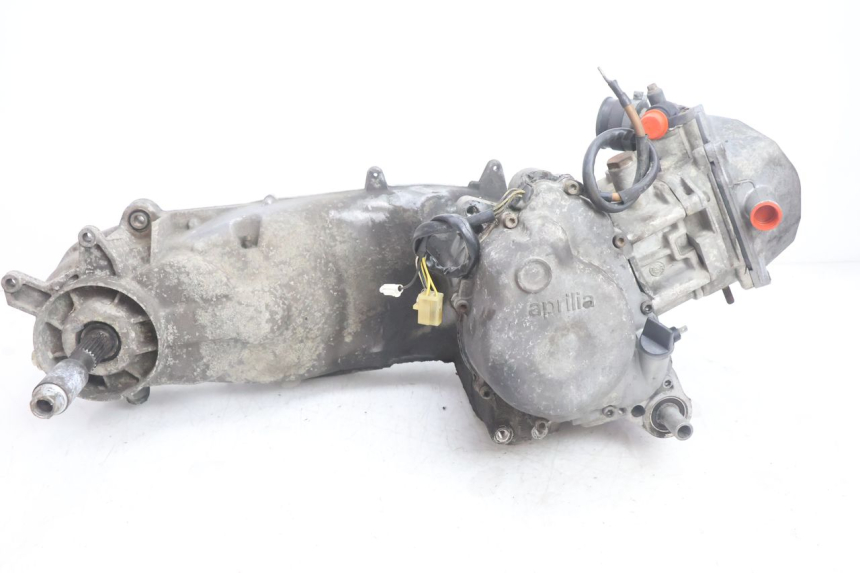 photo de MOTORE APRILIA SCARABEO GT 125 (1999 - 2007) - Stato della superficie e materiale