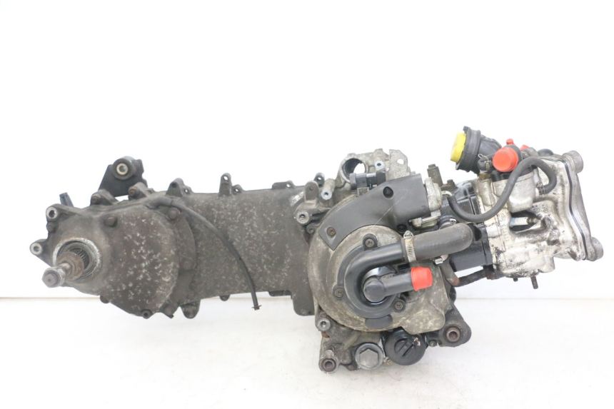 photo de MOTORE APRILIA SCARABEO GT TOURING 125 (1999 - 2005) - Caratteristiche distintive