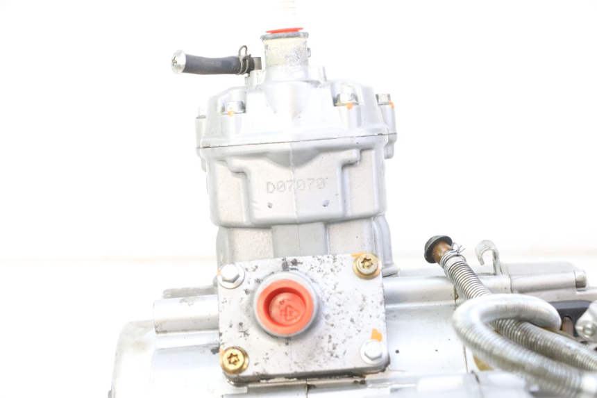 photo de MOTORE DERBI SENDA R X-TREME 50 (2006 - 2010) - Dettagli dei punti di fissaggio