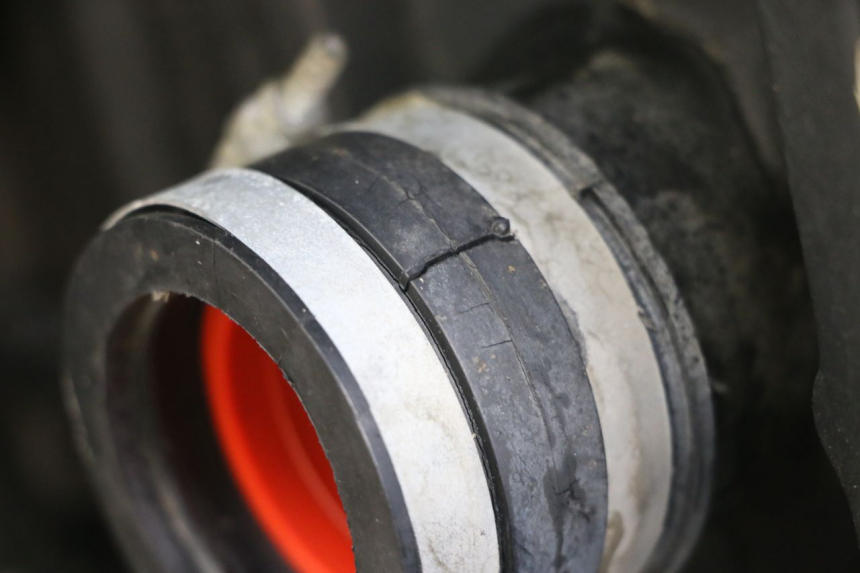 photo de MOTORE TRIUMPH SPEED TRIPLE T301 900 (1994 - 1996) - Zoom sullo stato d'uso