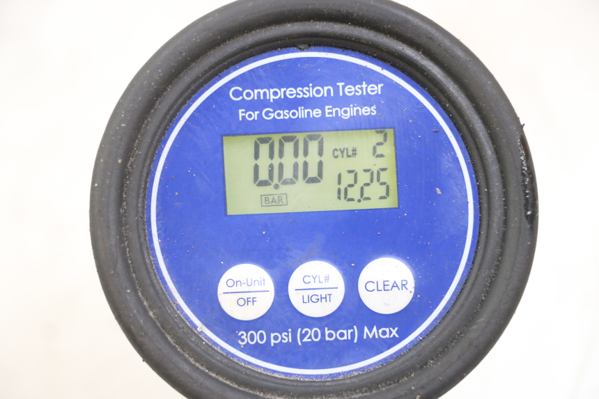 photo de MOTORE TRIUMPH SPEED TRIPLE T301 900 (1994 - 1996) - Vista d'insieme del prodotto