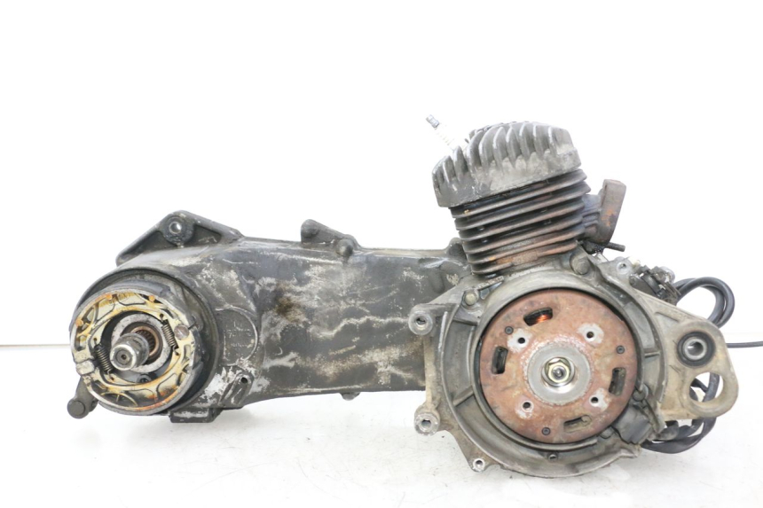 photo de MOTORE PEUGEOT SPEEDAKE 50 (1995 - 1997) - Ispezione visiva dettagliata