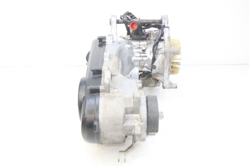 photo de MOTORE PEUGEOT SPEEDFIGHT 3 AIR 50 (2009 - 2015) - Marcature e riferimenti originali