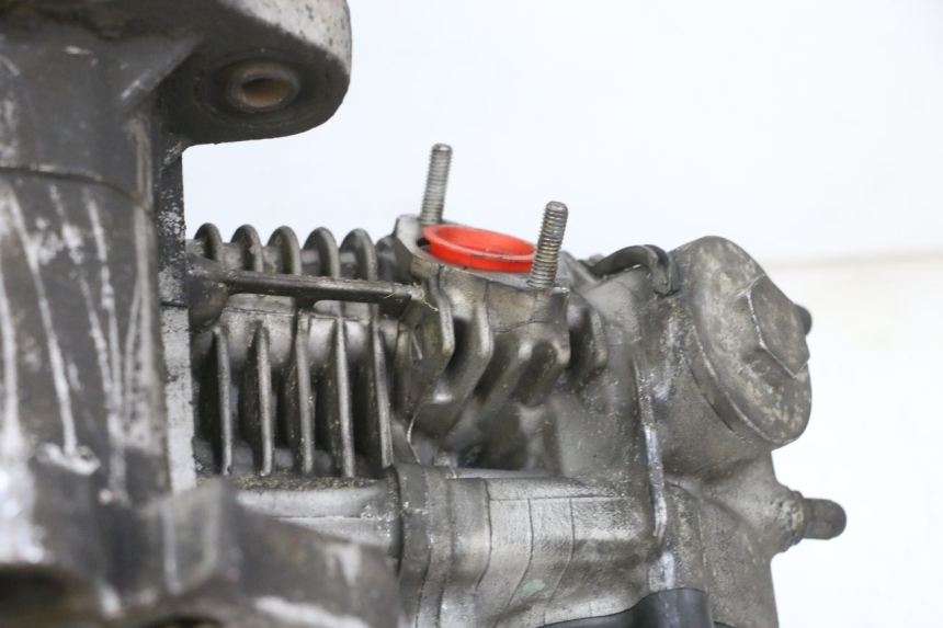 photo de MOTORE PEUGEOT SPEEDFIGHT 4 4T EFI 50 (2021 - 2025) - Dettagli dei punti di fissaggio