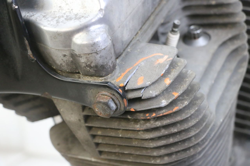 photo de MOTORE HARLEY DAVIDSON SPORTSTER XL CUSTOM 883 (1999 - 2006) - Altra angolazione