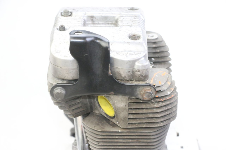 photo de MOTORE HARLEY DAVIDSON SPORTSTER XL CUSTOM 883 (1999 - 2006) - Stato della superficie e materiale