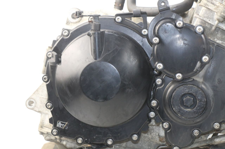 photo de MOTORE TRIUMPH SPRINT ST ABS 1050 (2005 - 2007) - Focus sulla struttura