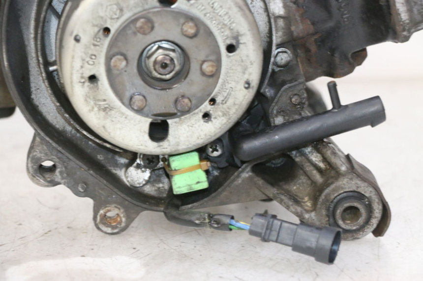 photo de MOTORE APRILIA SR R 2T LC 50 (2018 - 2021) - Angolazione alternativa