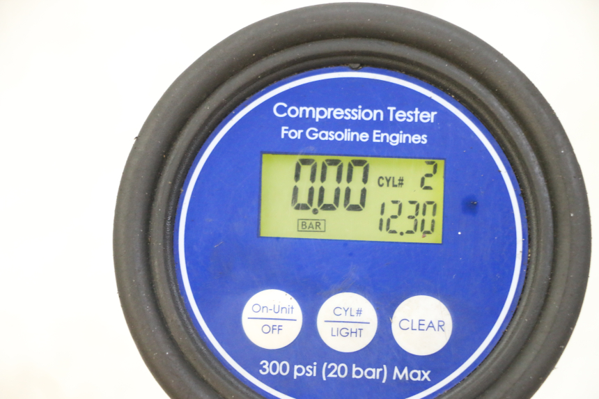 photo de MOTORE HONDA ST PAN EUROPEAN 1300 (2002 - 2013) - Stato della superficie e materiale