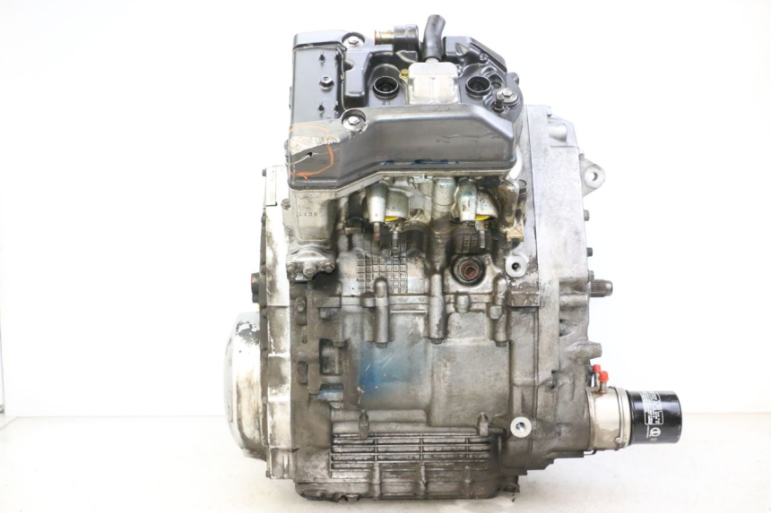 photo de MOTORE HONDA ST PAN EUROPEAN 1300 (2002 - 2013) - Stato della superficie e materiale
