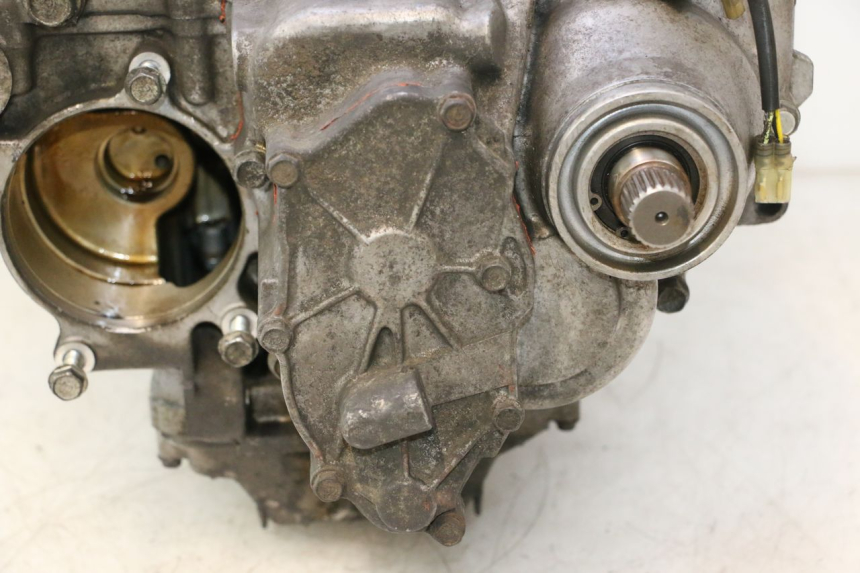 photo de MOTORE HONDA ST PAN EUROPEAN 1100 (1990 - 2002) - Angolazione alternativa