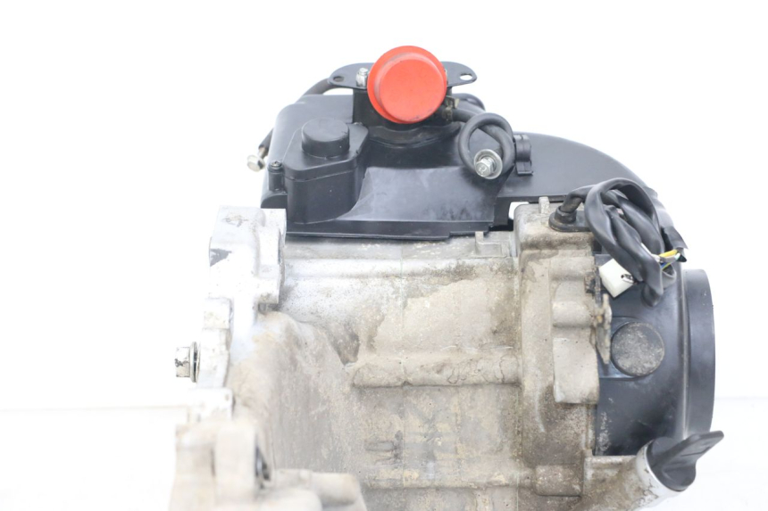 photo de MOTORE VASTRO STREET X 4T 50 (2016 - 2021) - Stato della superficie e materiale