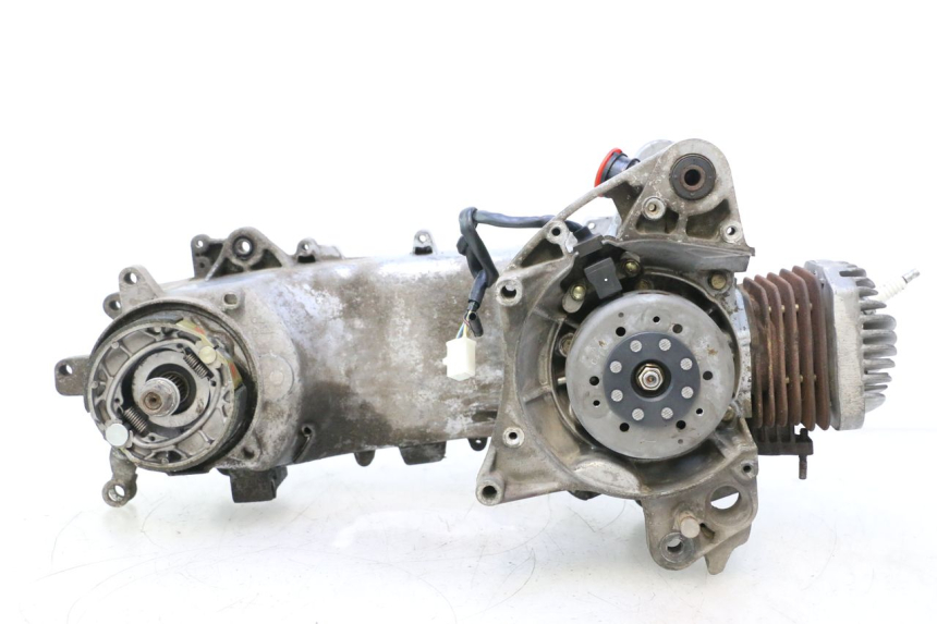 photo de MOTORE PEUGEOT STREETZONE NAKED 2T 50 (2014 - 2018) - Zoom qualità usato