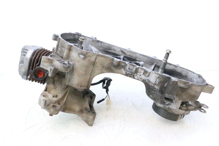 photo de MOTORE PEUGEOT STREETZONE NAKED 2T 50 (2014 - 2018) - Vista d'insieme del prodotto