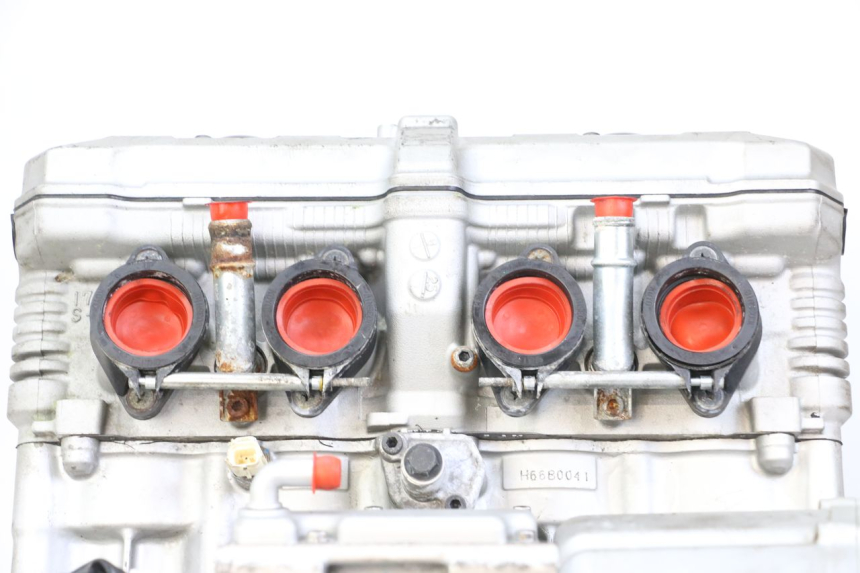 photo de MOTORE SUZUKI GSX F GSXF 650 (2007 - 2015) - Stato della superficie e materiale