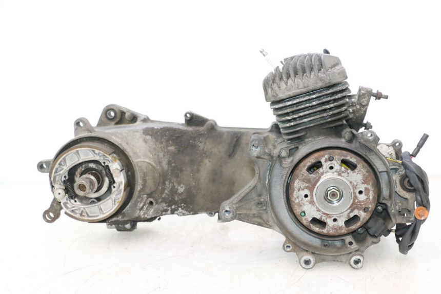 photo de MOTORE PEUGEOT TREKKER TKR 50 (2005 - 2014) - Ispezione visiva dettagliata