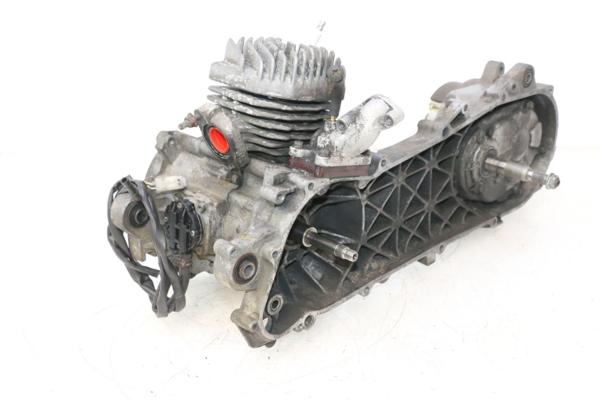 photo de MOTORE PEUGEOT TREKKER TKR 50 (2005 - 2014) - Vista principale