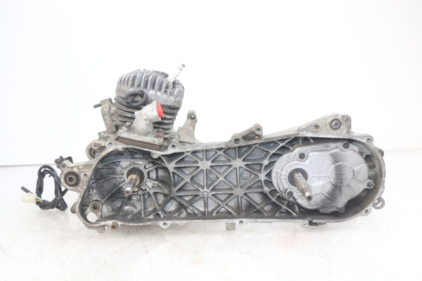 photo de MOTORE PEUGEOT TREKKER 50 (1998 - 2004) - Vista principale