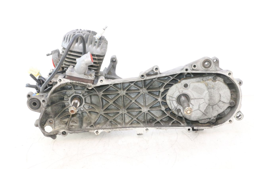 photo de MOTORE PEUGEOT TREKKER 50 (1995 - 2004) - Vista principale