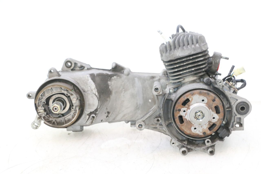 photo de MOTORE PEUGEOT TREKKER 50 (1995 - 2004) - Zoom sui componenti