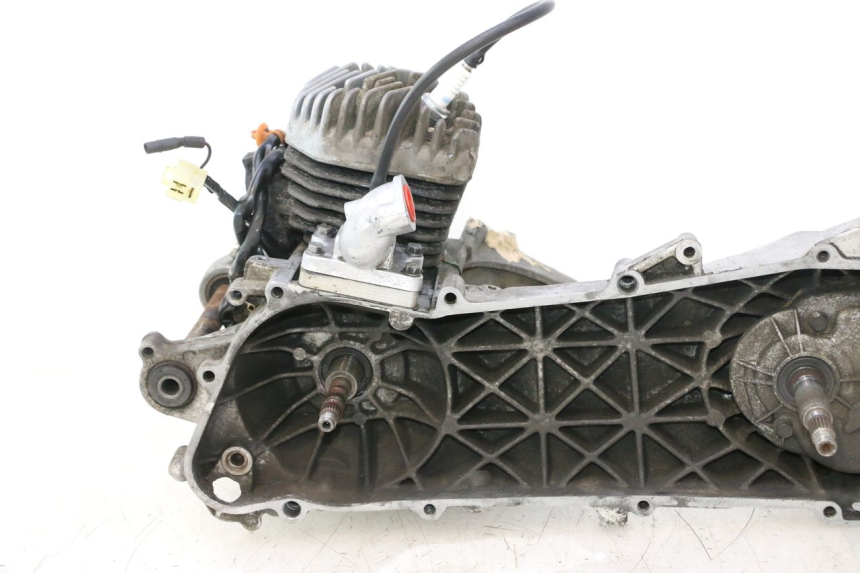 photo de MOTORE PEUGEOT TREKKER 50 (1995 - 2004) - Vista principale