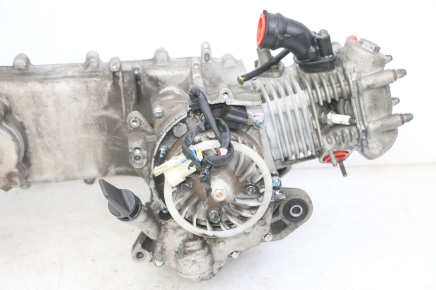 photo de MOTORE PEUGEOT TWEET 4T 50 (2014 - 2019) - Caratteristiche distintive