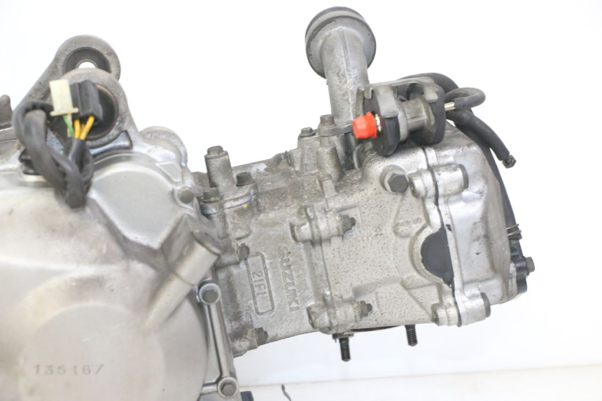 photo de MOTORE SUZUKI UH BURGMAN 125 (2002 - 2006) - Ispezione visiva dettagliata