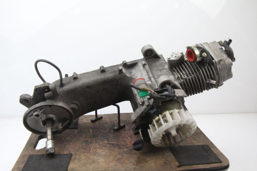 photo de MOTORE REVATTO URBA GT 125 (2007 - 2017) - Stato della superficie e materiale