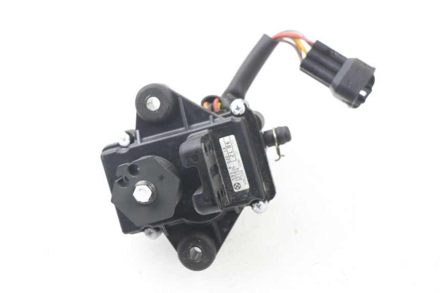 photo de VALVOLE SCARICO MOTORE DUCATI M796 MONSTER 796 (2010 - 2014) - Vista principale