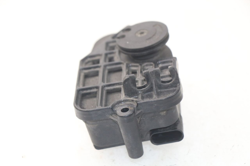 photo de VALVOLA DI SCARICO DEL MOTORE BMW S RR ABS S1000RR 1000 (2009 - 2011) - Vista d'insieme del prodotto