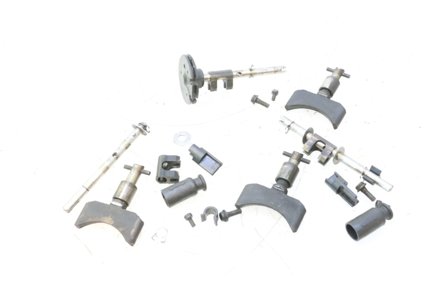photo de VALVOLE SCARICO MOTORE YAMAHA WAVE RUNNER GP R 1200 (2000 - 2003) - Stato della superficie e materiale