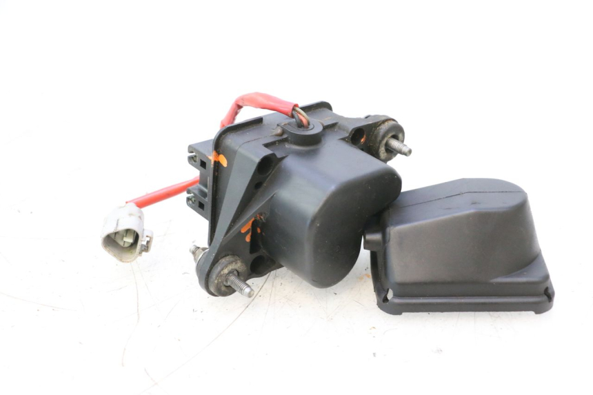 photo de VALVOLE SCARICO MOTORE YAMAHA WAVE RUNNER GP R 1200 (2000 - 2003) - Zoom sullo stato d'uso