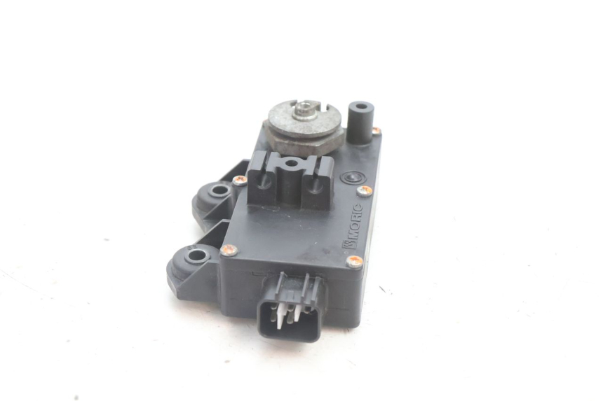 photo de VALVOLE SCARICO MOTORE YAMAHA YZF R6 600 (2008 - 2009) - Zoom sullo stato d'uso