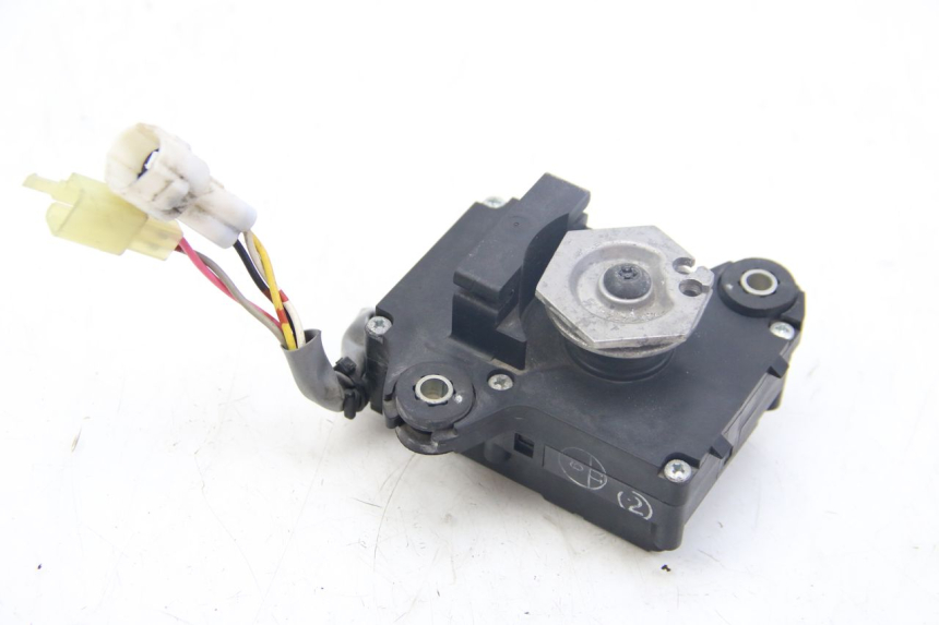 photo de VALVOLA DI SCARICO DEL MOTORE KAWASAKI Z ABS 1000 (2014 - 2020) - Vista principale