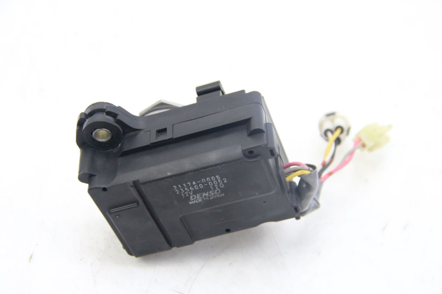 photo de VALVOLA DI SCARICO DEL MOTORE KAWASAKI Z ABS 1000 (2014 - 2020) - Altra angolazione