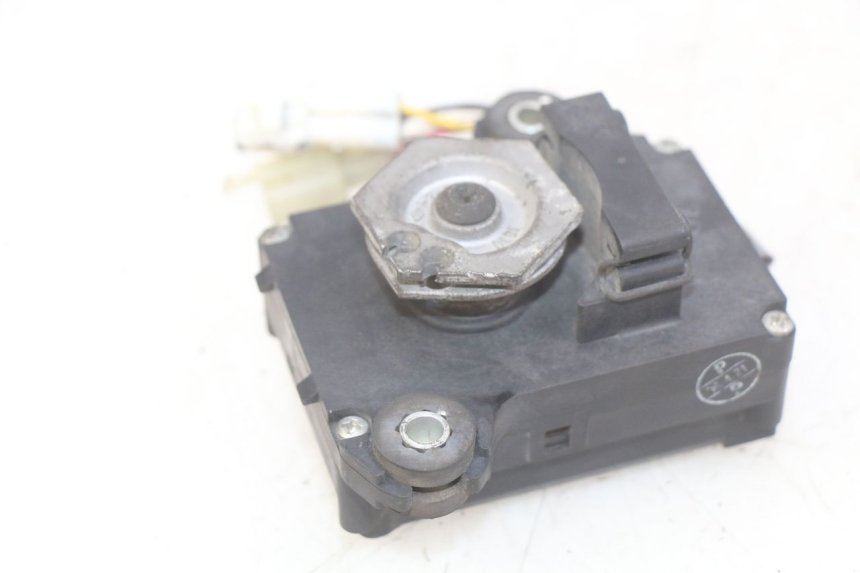 photo de VALVOLA DI SCARICO DEL MOTORE KAWASAKI Z 750 (2007 - 2013) - Dettaglio del componente