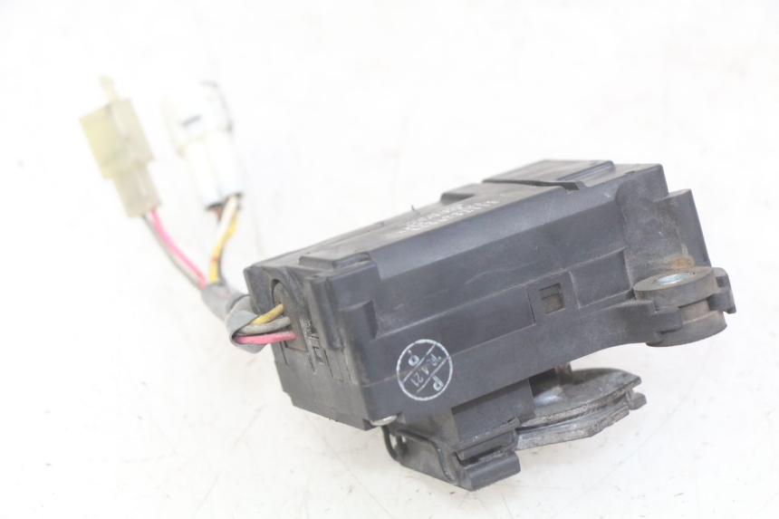 photo de VALVOLA DI SCARICO DEL MOTORE KAWASAKI Z 750 (2007 - 2013) - Altra angolazione