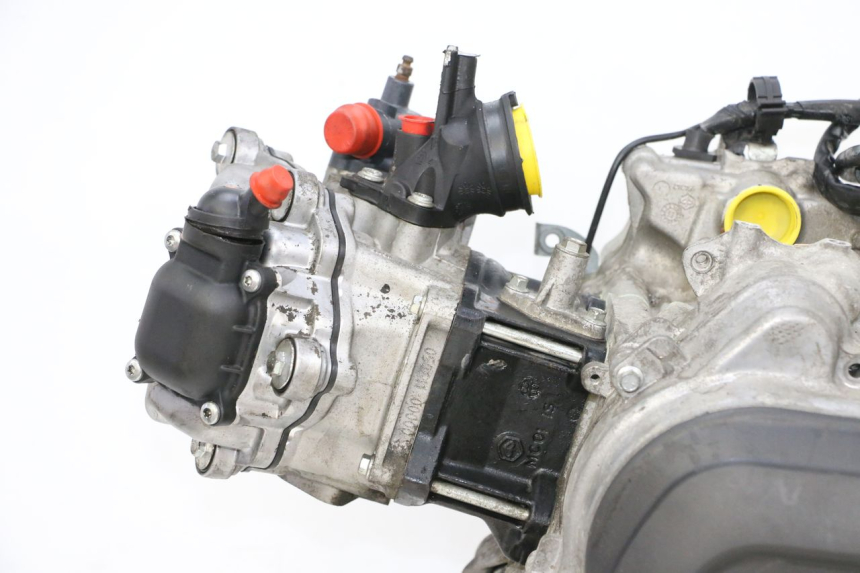 photo de MOTORE PIAGGIO VESPA GTS SUPER IE 125 (2009 - 2016) - Caratteristiche distintive