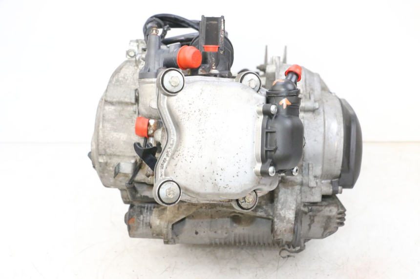 photo de MOTORE PIAGGIO VESPA GTS SUPER IE 125 (2009 - 2016) - Panoramica del profilo