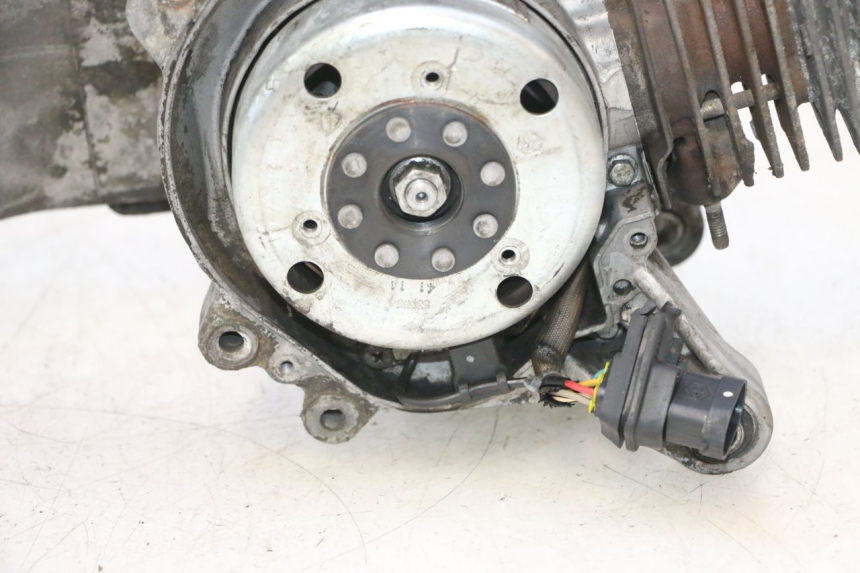 photo de MOTORE PIAGGIO VESPA LX 2T 50 (2005 - 2013) - Vista principale